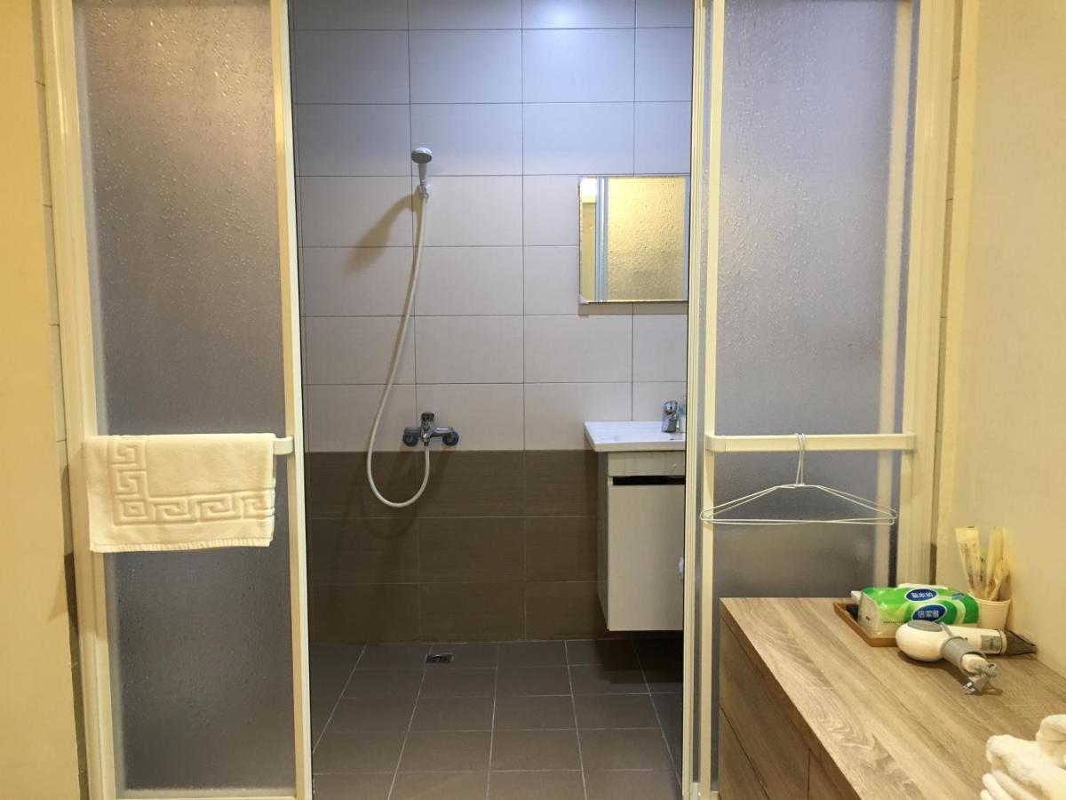 Discover Kh Appartement Kaohsiung Buitenkant foto